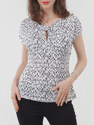Keyhole Front Top