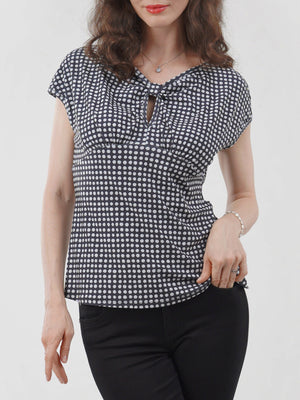 Keyhole Front Top