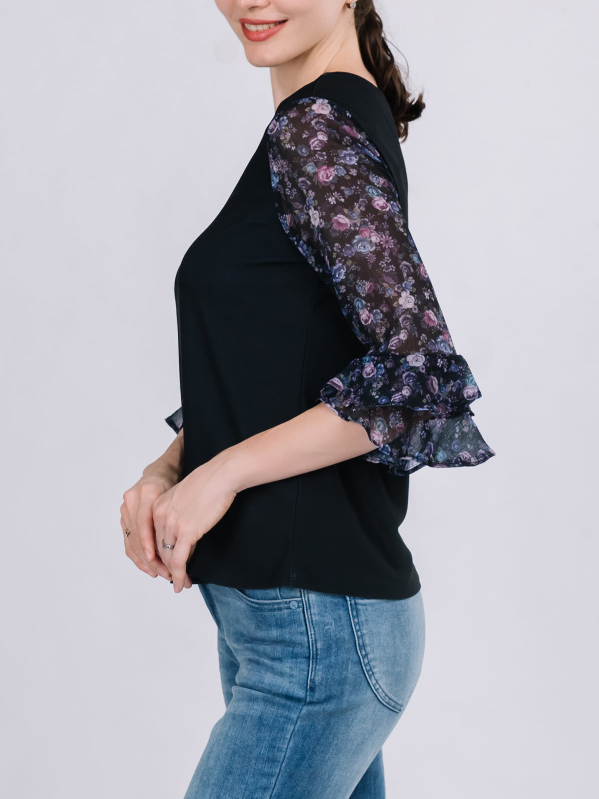 Round Neck Tiers Three-Quarter Sleeve Top