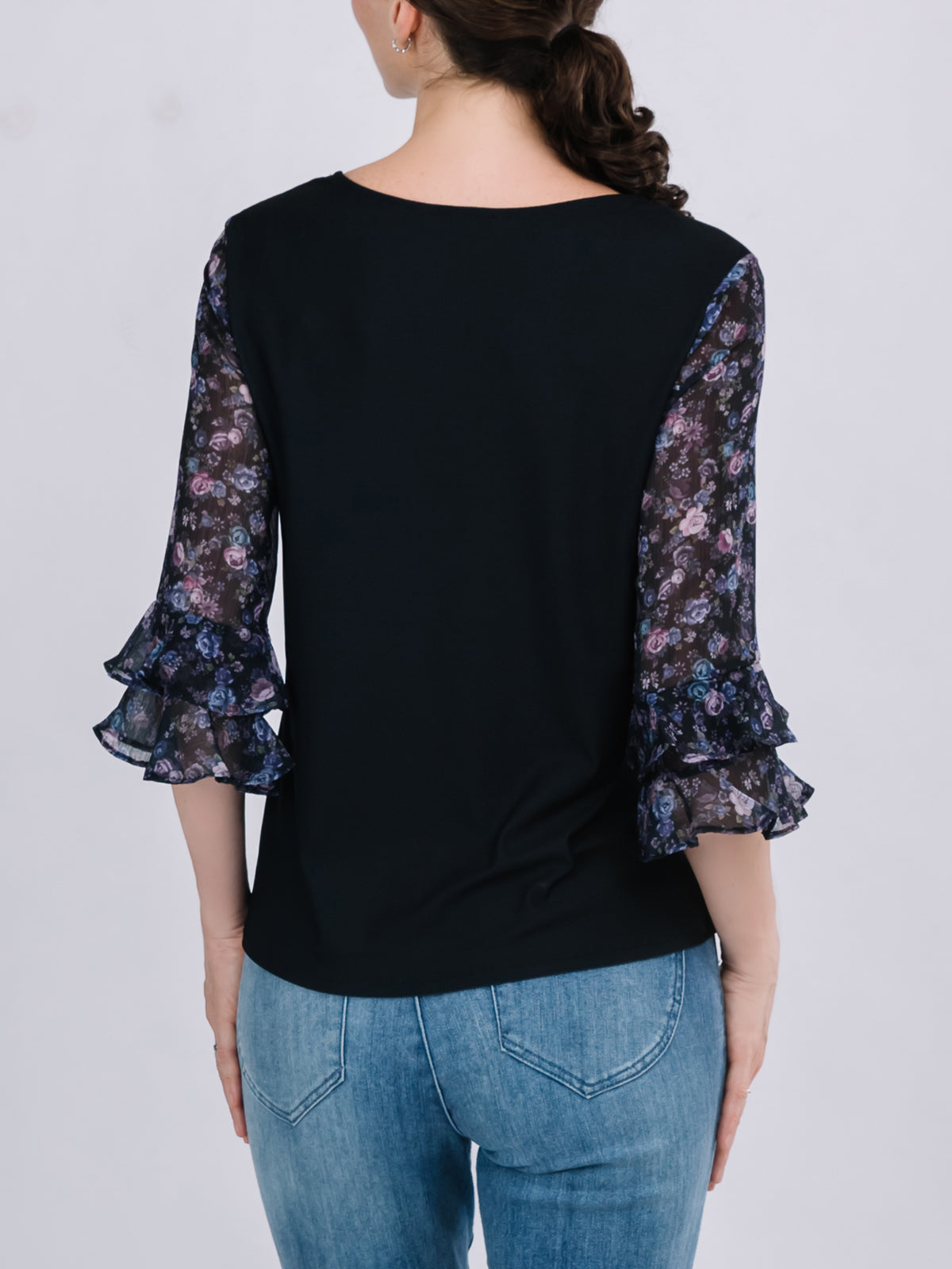 Round Neck Tiers Three-Quarter Sleeve Top