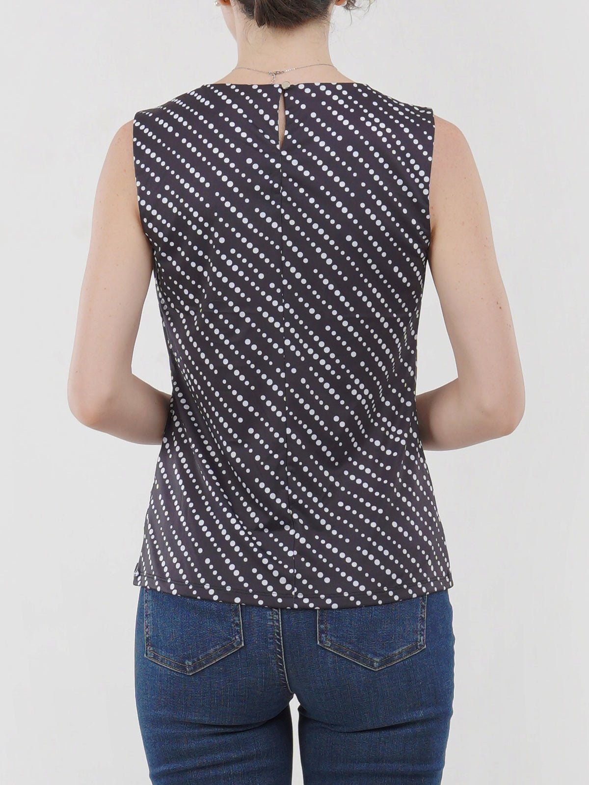 Jewel Pleated Neck Sleeveless Top