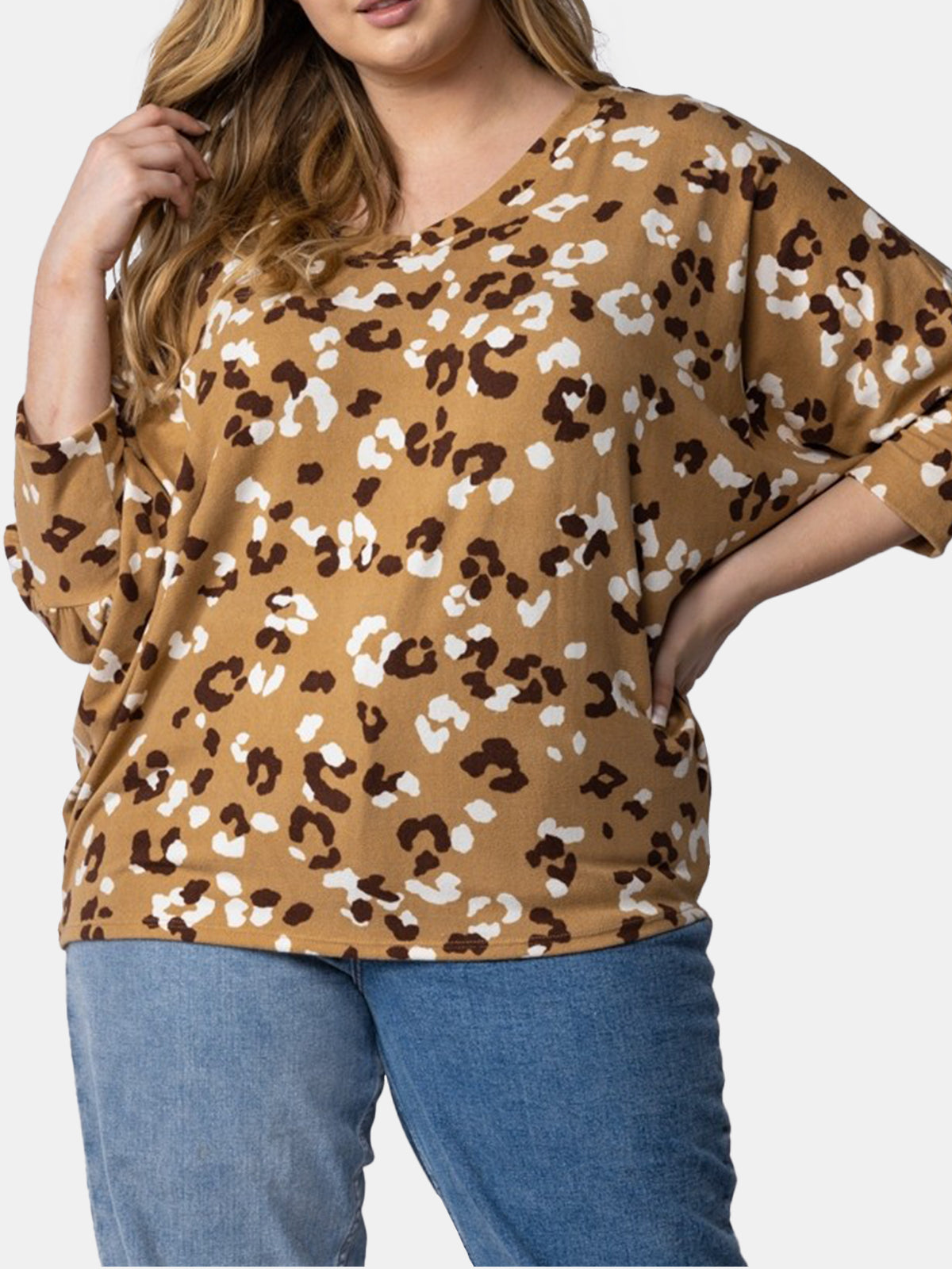 Plus Size Leopard Knit Top