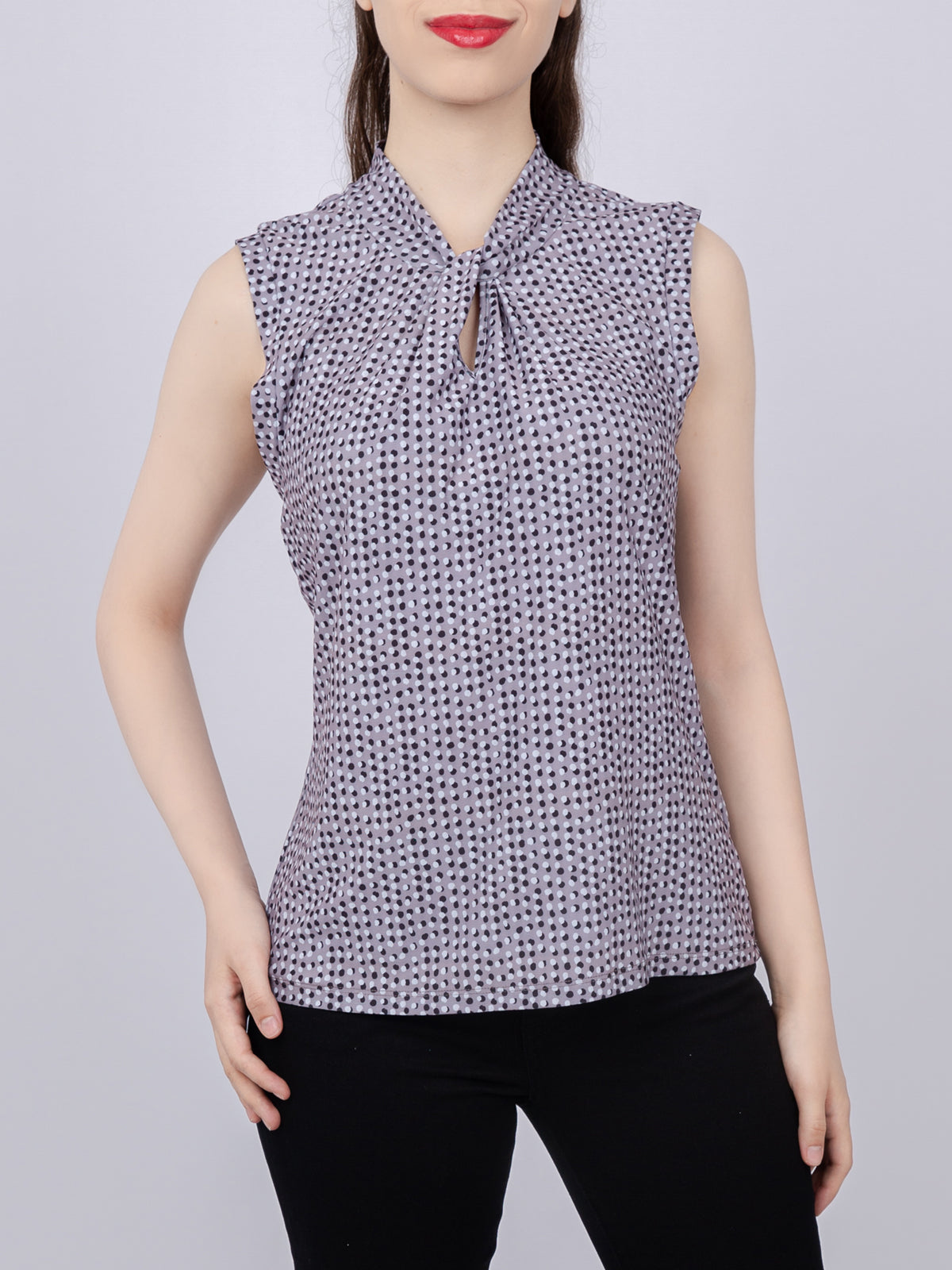 knot-neck-top