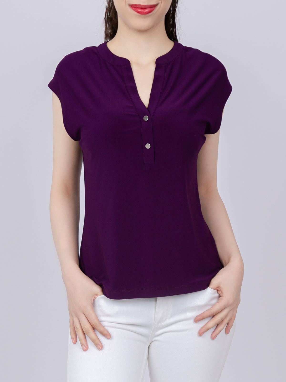 top-cap-sleeve-button-detail